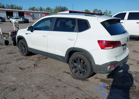 2022 Volkswagen Taos 1.5T Se z USA, uszkodzony, nr VIN 3VVTX7B23NM007790